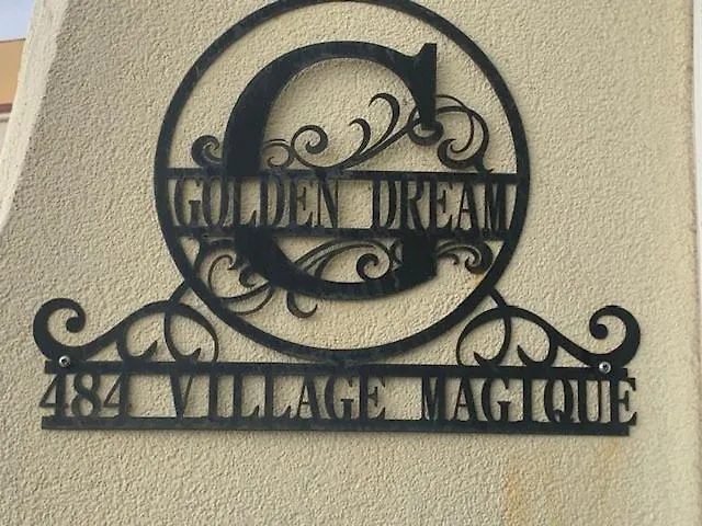 687 Luxe Coursives En Face Du Waiki * אגדה