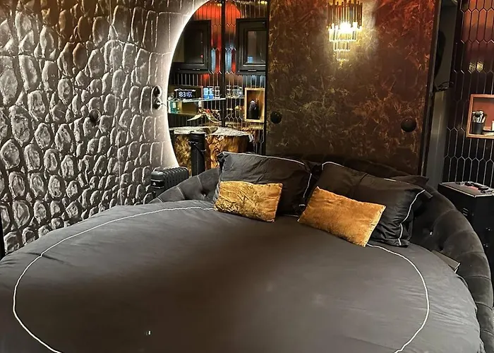 687 Luxe Coursives En Face Du Waiki דירה